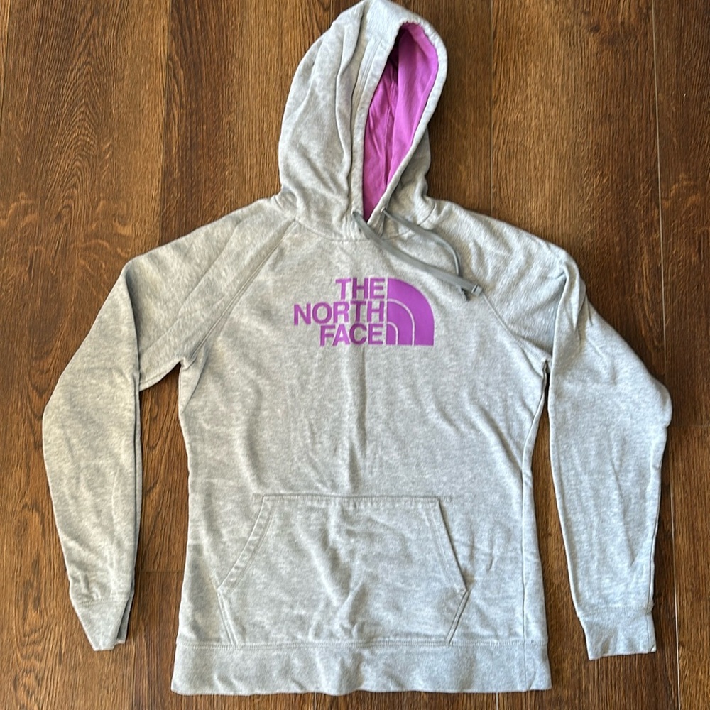 Women’s The North Face Hoodie Sweatshirt